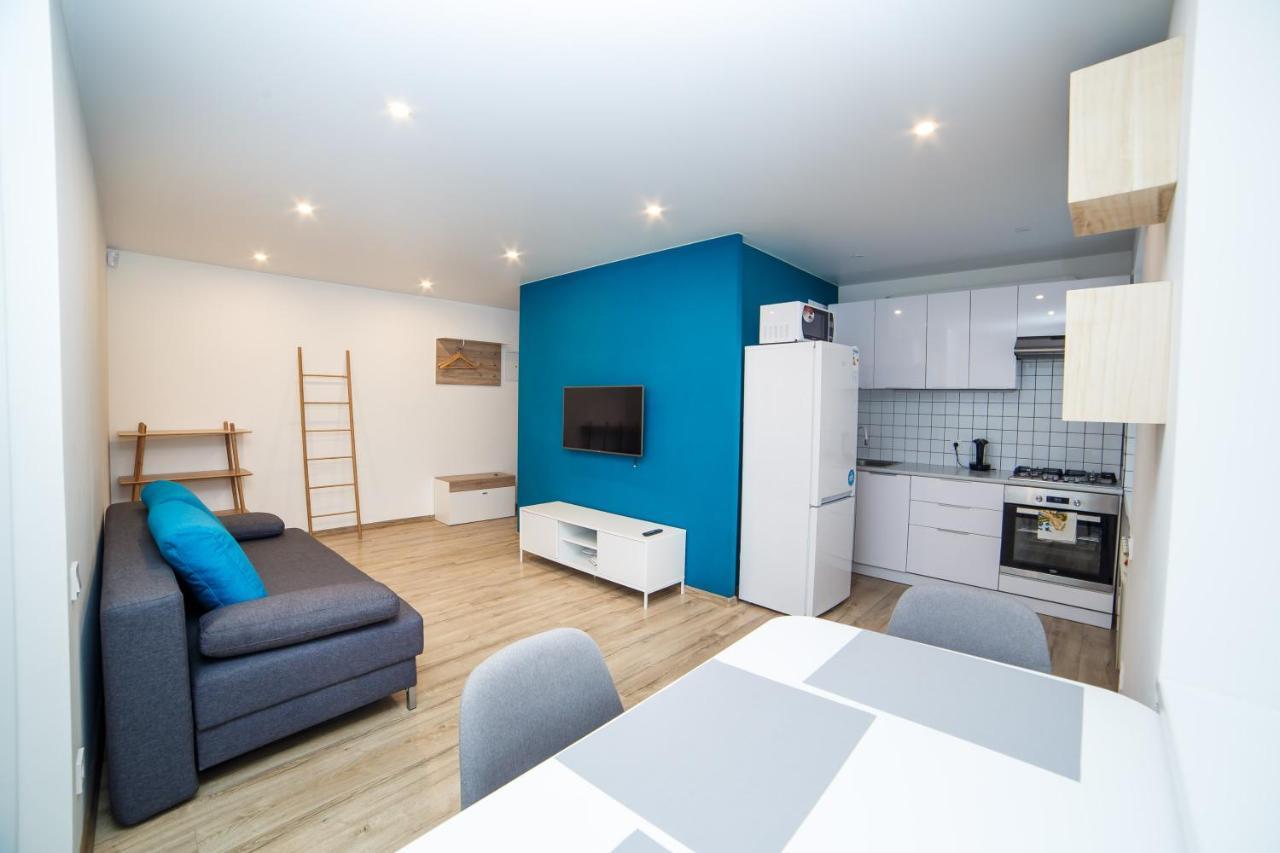 Tf Apartment Двокімнатні Апартаменти В Центрі Міста โปลตาวา ภายนอก รูปภาพ
